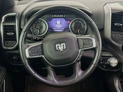 Used 2022 RAM 1500 Laramie AWD/4WD image 18
