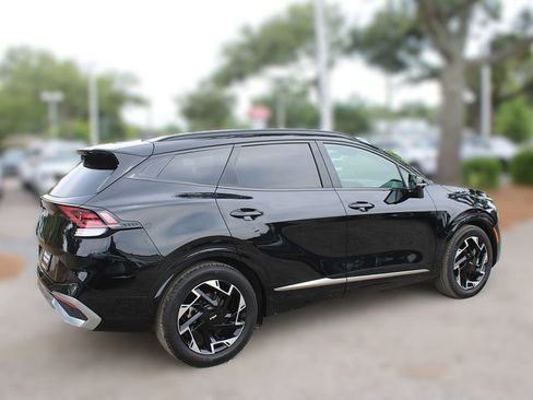 Certified 2024 Kia Sportage SX FWD image 6