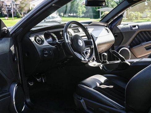 Used 2014 Ford Mustang GT Premium w/ GT Track Package RWD image 28