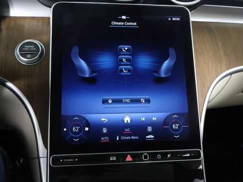 Used 2023 Mercedes-Benz C 300 4MATIC Sedan image 43