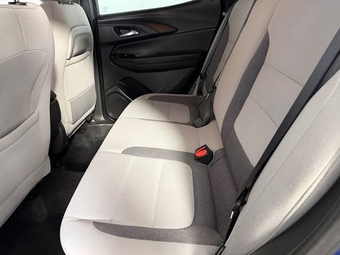 Used 2021 Chevrolet TrailBlazer LT AWD/4WD image 26
