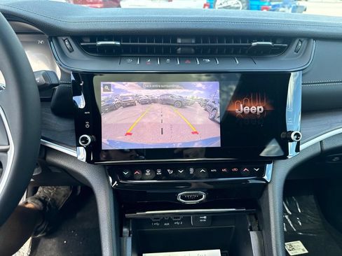 New 2026 Jeep Grand Cherokee L Limited AWD/4WD image 13