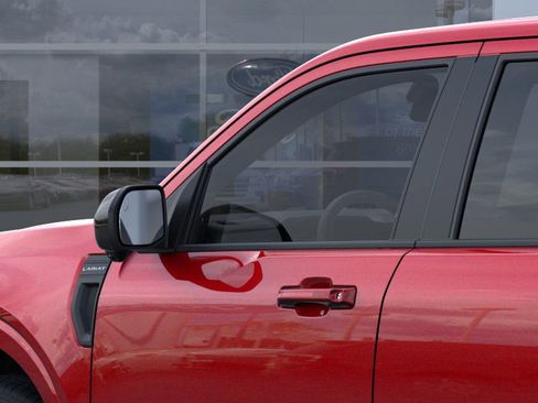 New 2025 Ford Maverick Lariat image 21