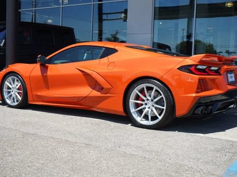 Used 2020 Chevrolet Corvette Stingray Preferred Cpe w/ 2LT Preferred Equipment Group RWD image 7