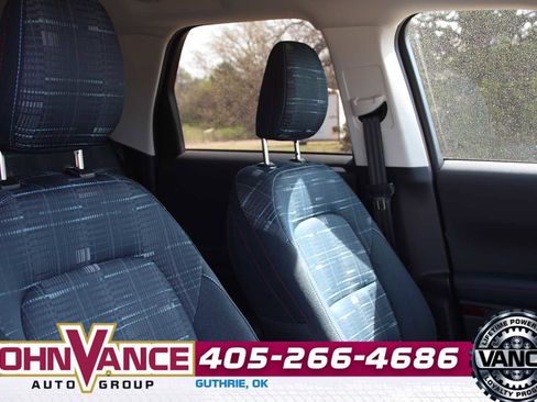 Used 2024 Ford Bronco Sport Heritage w/ Heritage Convenience Package image 18