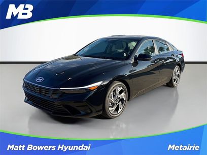 New 2025 Hyundai Elantra Limited w/ Cargo Package