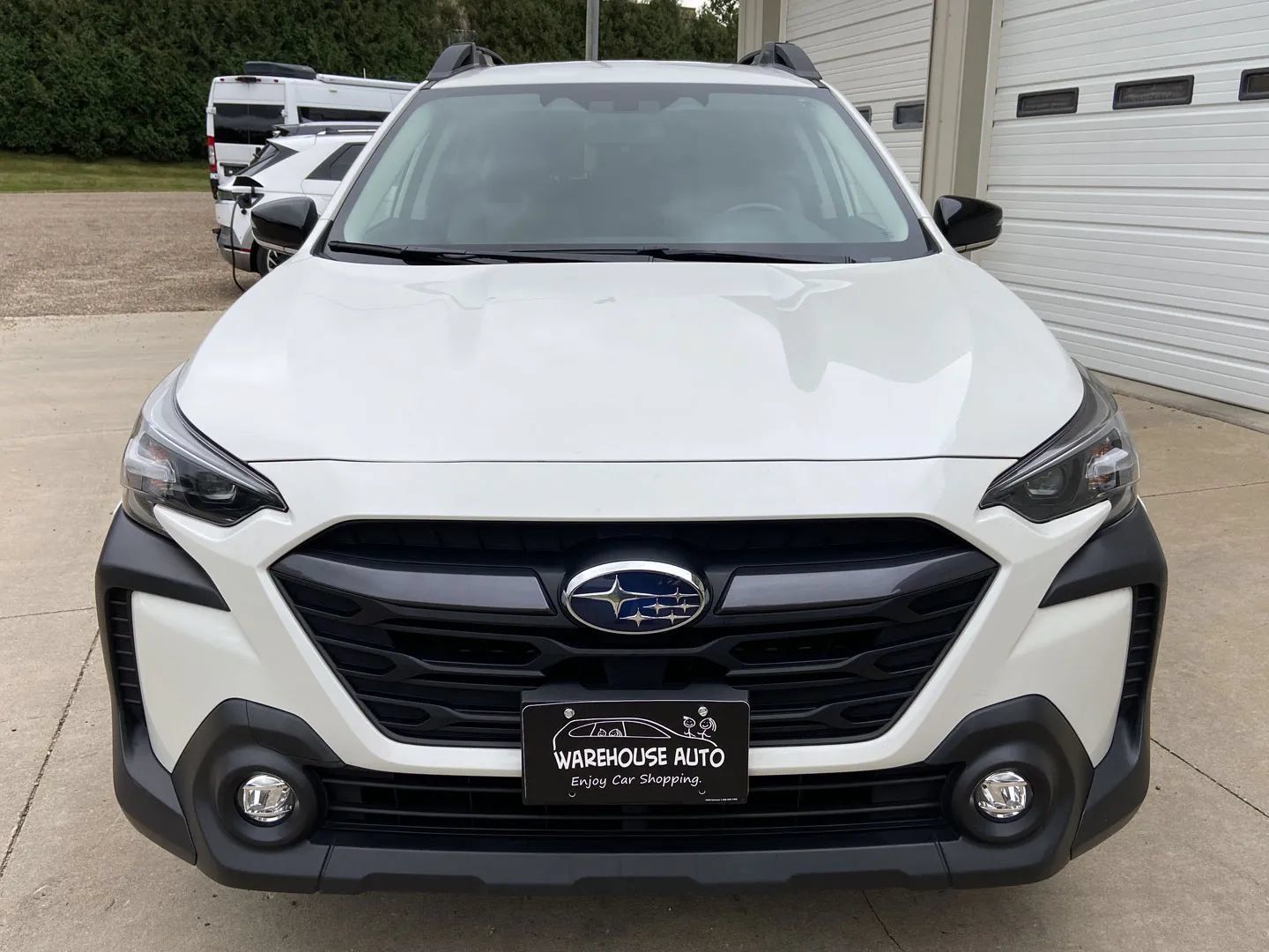 Used 2024 Subaru Outback Premium AWD/4WD image 3