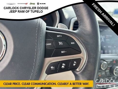 Used 2017 Jeep Grand Cherokee Summit image 16