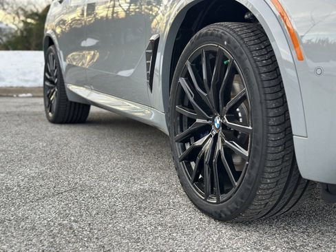 New 2026 BMW X5 xDrive40i w/ M Sport Package image 9