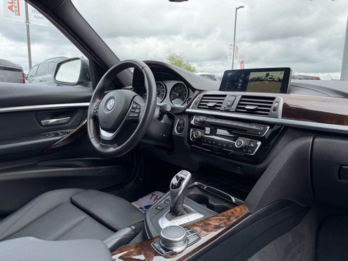 Used 2018 BMW 330i Sedan RWD image 18