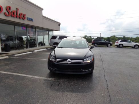 Used 2012 Volkswagen Passat 2.5 SE FWD image 3