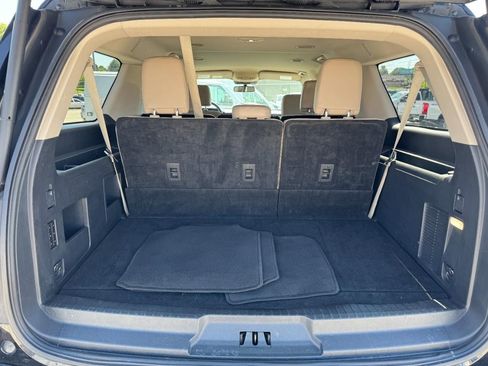 Used 2024 Ford Expedition Max XLT AWD/4WD image 6
