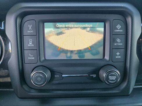Used 2020 Jeep Wrangler Unlimited Sport AWD/4WD image 11
