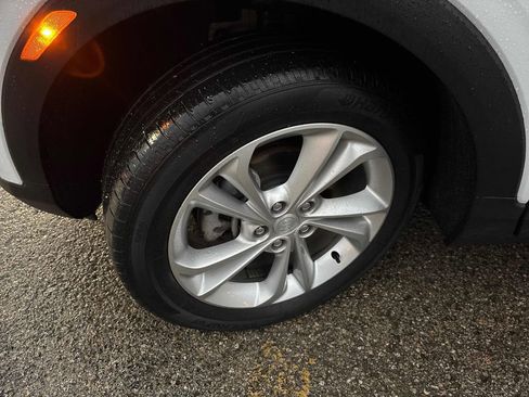 Used 2022 Buick Encore GX Preferred w/ Cold Weather Comfort Package image 35