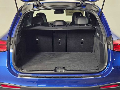 New 2025 Mercedes-Benz GLC 300 4MATIC image 33