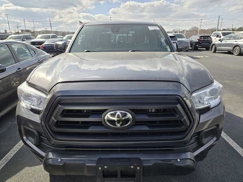 Used 2022 Toyota Tacoma SR AWD/4WD image 12