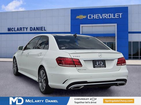 Used 2016 Mercedes-Benz E 350 Sedan image 4
