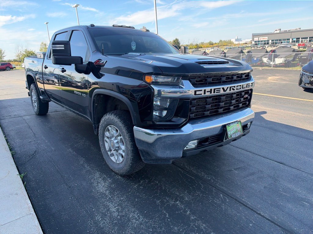 Used 2022 Chevrolet Silverado 2500 LT w/ Convenience Package AWD/4WD image 4