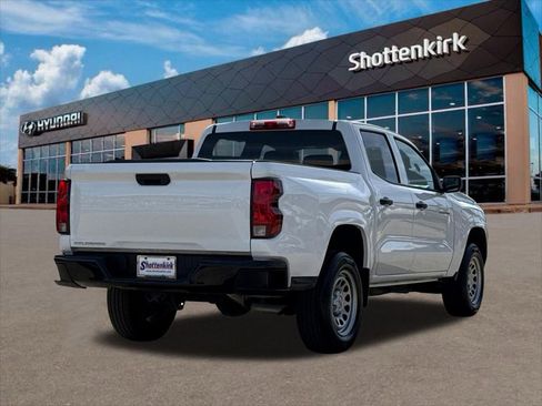 Used 2024 Chevrolet Colorado W/T image 6