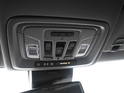 New 2026 GMC Sierra 1500 SLT w/ SLT Premium Plus Package image 24