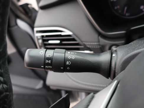 Used 2020 Subaru Outback Limited XT image 37