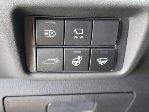 Used 2020 Toyota Highlander Limited FWD image 26