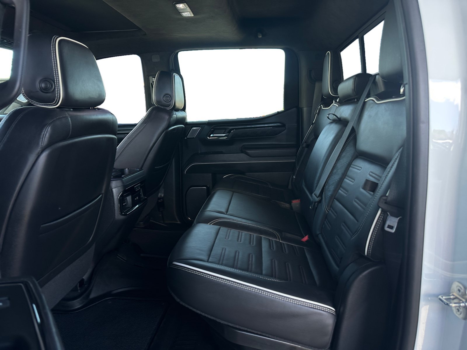 Used 2023 GMC Sierra 1500 AT4X AWD/4WD image 13