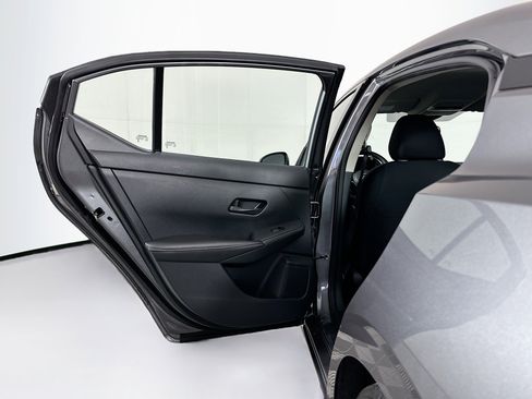 Used 2024 Nissan Sentra SV w/ Lighting Package image 25