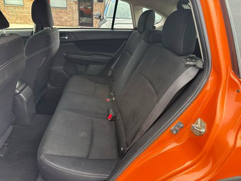 Used 2015 Subaru Crosstrek 2.0i Premium AWD/4WD image 38