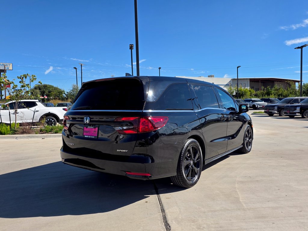 Used 2023 Honda Odyssey Sport image 9