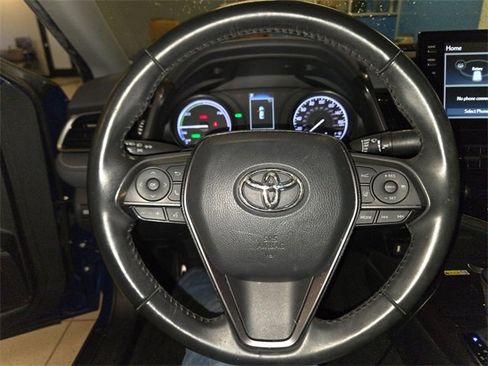 Used 2023 Toyota Camry SE image 14