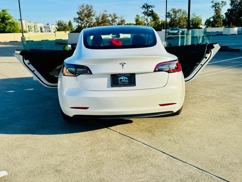 Used 2021 Tesla Model 3 Standard Range Plus RWD image 37