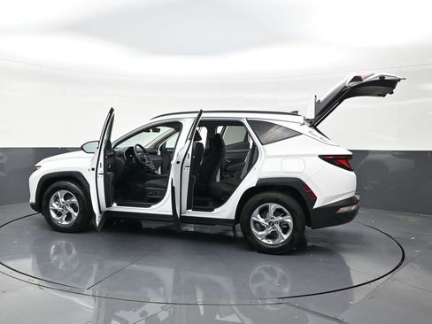 Used 2024 Hyundai Tucson SEL FWD image 31