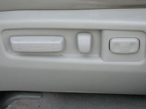 Used 2009 Acura MDX image 17