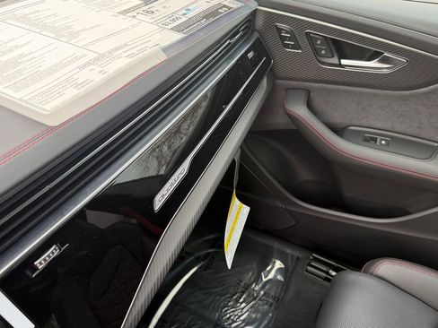 New 2026 Audi SQ8 Prestige image 24