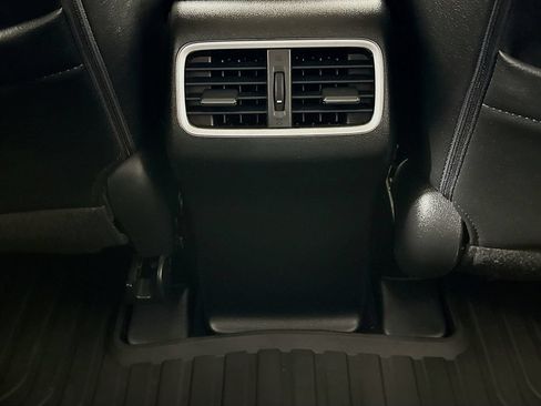 Used 2015 Honda CR-V Touring image 27