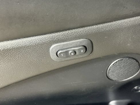 Used 2019 Jeep Grand Cherokee High Altitude AWD/4WD image 21