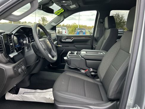 New 2026 Chevrolet Silverado 1500 LT image 22