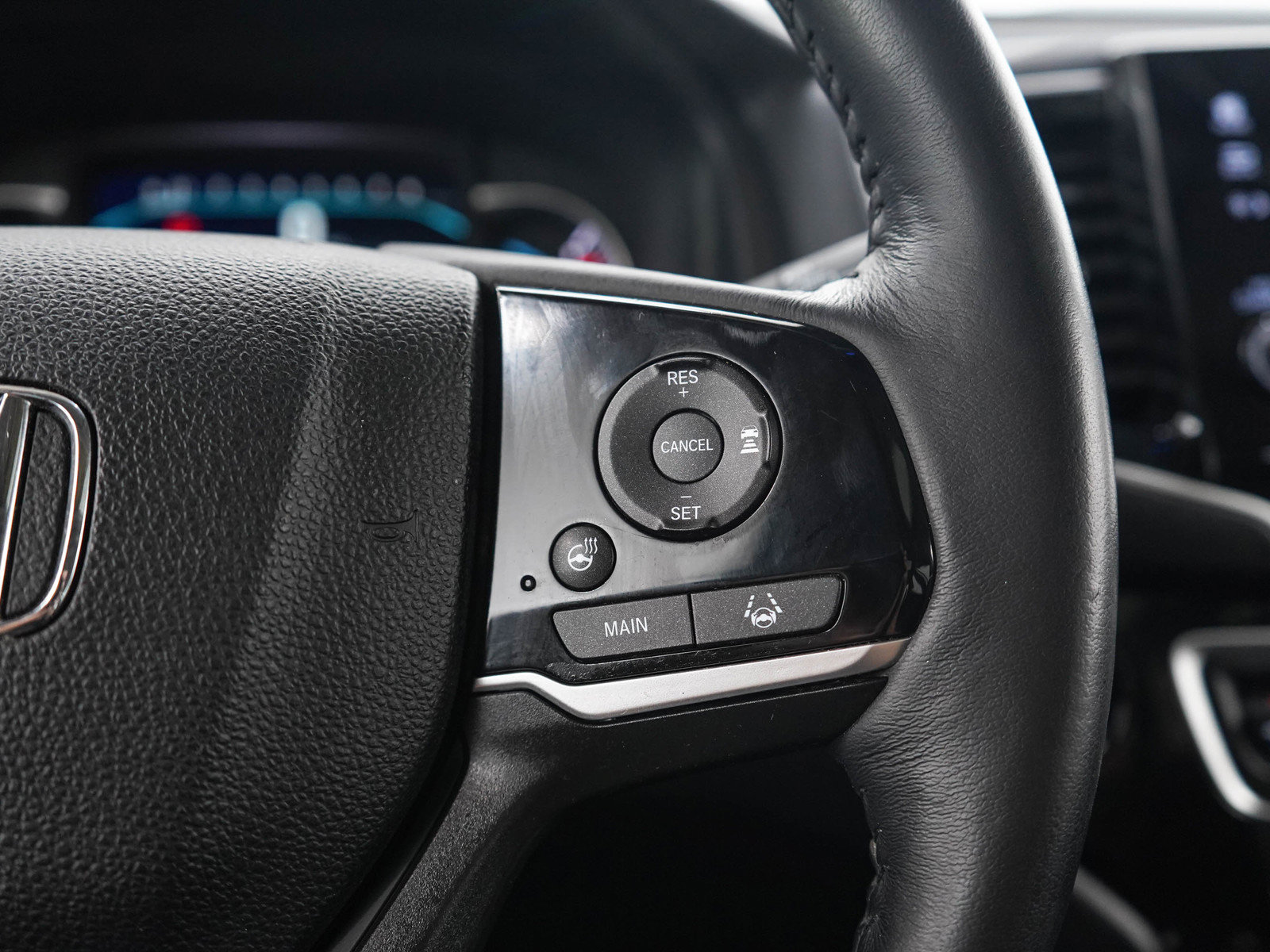 Used 2021 Honda Pilot Touring image 29