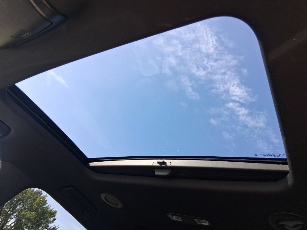 Used 2024 Buick Enclave Avenir w/ Trailering Package, 5000 lbs. FWD image 20