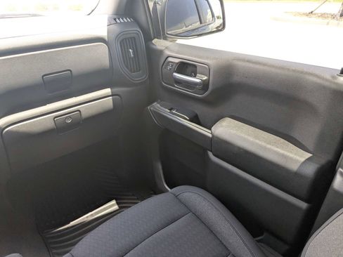 Used 2023 Chevrolet Silverado 1500 Custom RWD image 19
