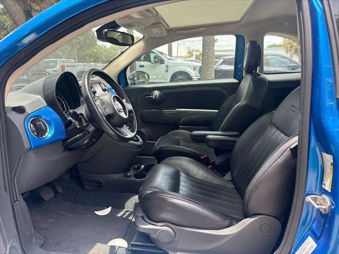 Used 2017 FIAT 500 Lounge FWD image 13