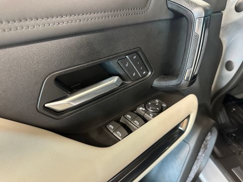 Used 2026 GMC Hummer EV SUV AWD/4WD image 13