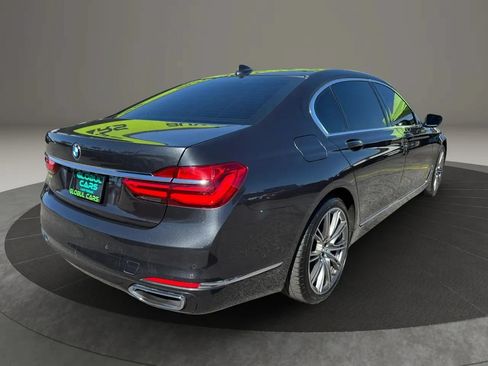 Used 2016 BMW 740i RWD image 5