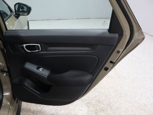 Used 2025 Honda Civic Sport image 22