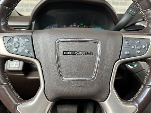 Used 2020 GMC Yukon Denali w/ Open Road Package image 26