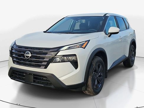 New 2026 Nissan Rogue SV FWD image 9