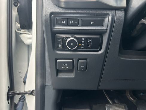 Used 2023 Ford F150 Lariat w/ Trailer Tow Package AWD/4WD image 19