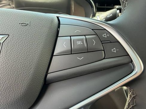 New 2026 Cadillac XT5 Luxury AWD/4WD image 16