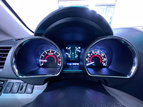 Used 2013 Toyota Highlander SE image 22